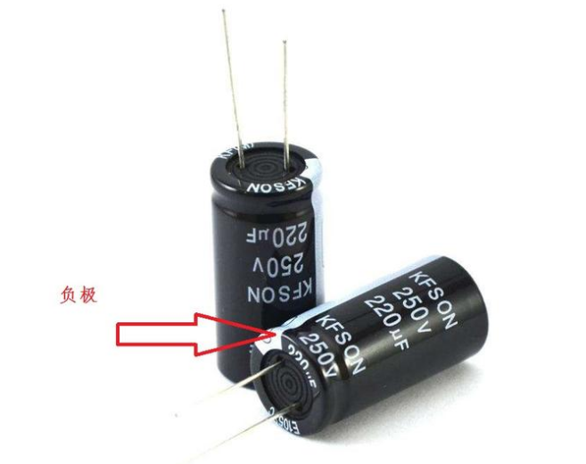 「NIPPON CHEMI-CON」電解電容極性接錯會爆炸，如何避免？